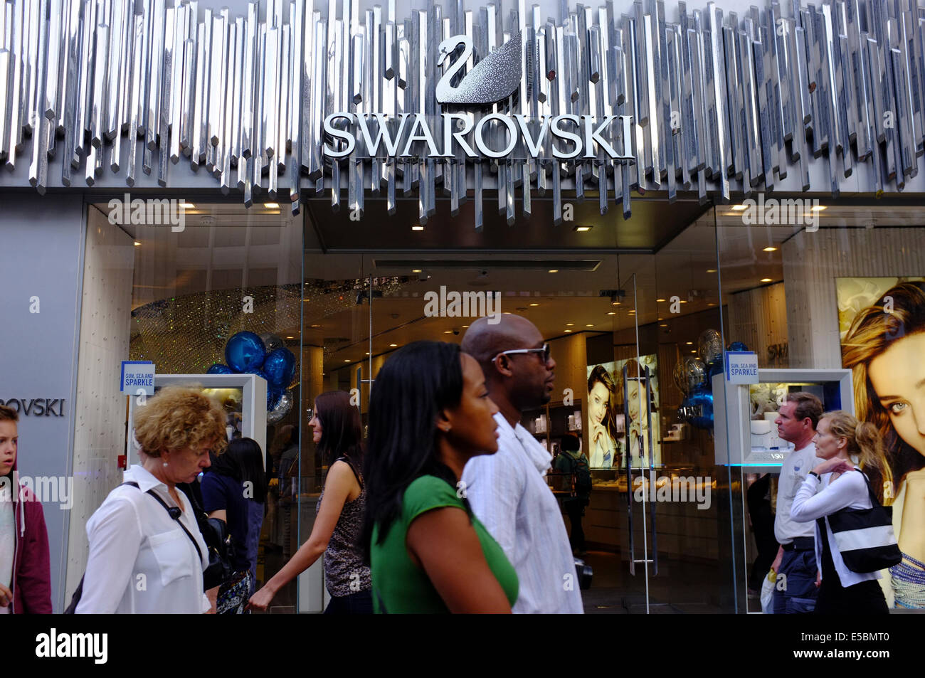 SWAROVSKI Shop auf der Oxford Street, London Stockfoto