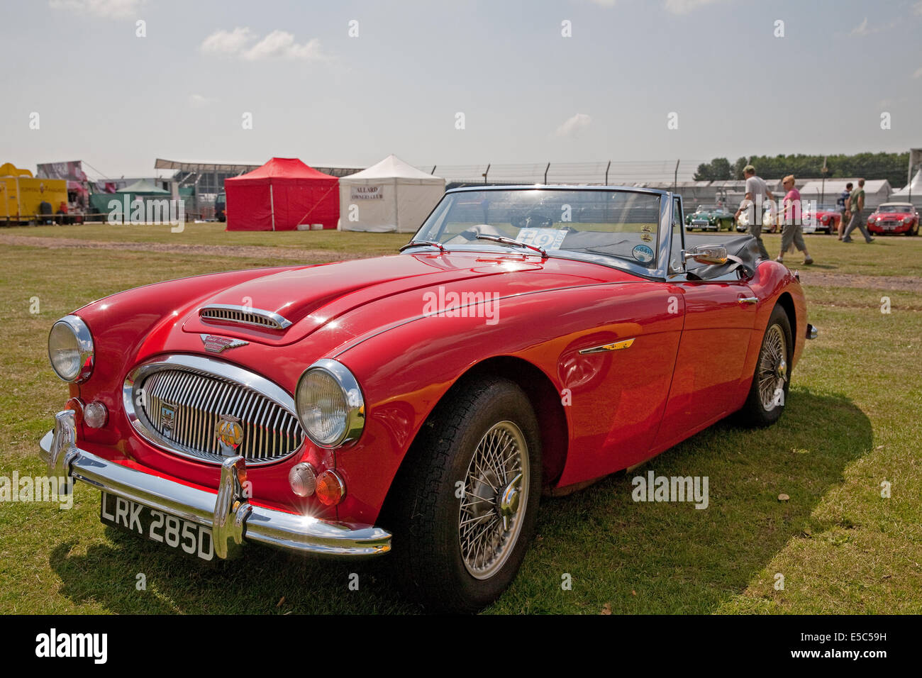 Austin Healey Sport 2912cc Baujahr 1966 Auto auf Silverstone Classic Auto Tag Stockfoto