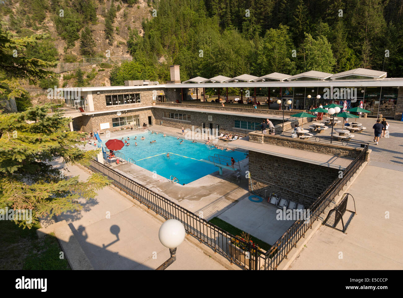 Elk203-2033 Kanada, British Columbia, Kootenay Nationalpark, Radium Hot Springs, Thermalbad Stockfoto