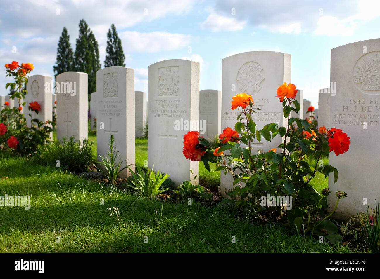 Tyne Cot Friedhof für die Toten des ersten Weltkrieges, Zonnebeke, Belgien Stockfoto