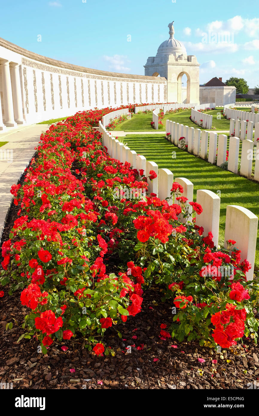 Tyne Cot Friedhof für die Toten des ersten Weltkrieges, Zonnebeke, Belgien Stockfoto