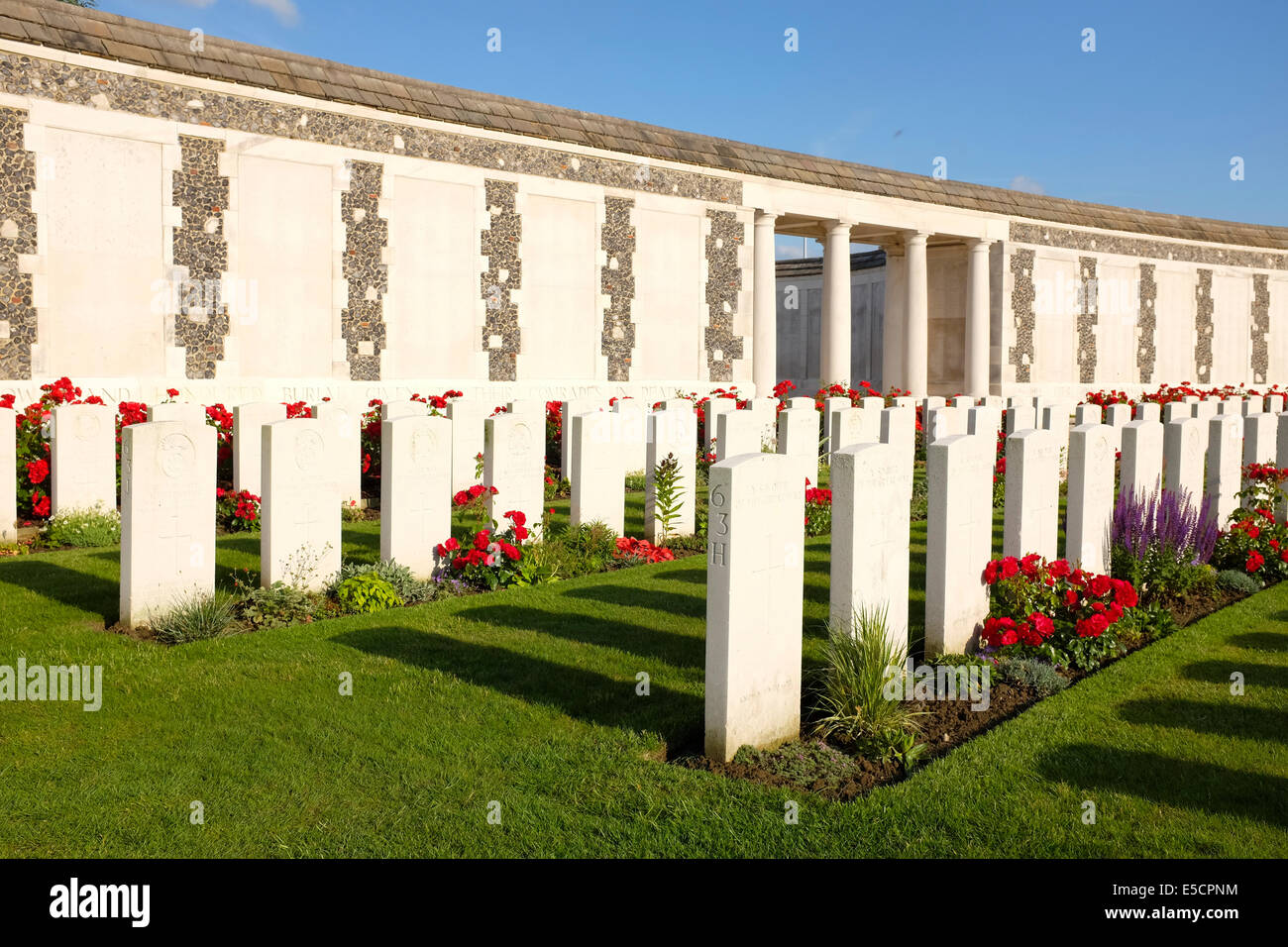 Tyne Cot Friedhof für die Toten des ersten Weltkrieges, Zonnebeke, Belgien Stockfoto