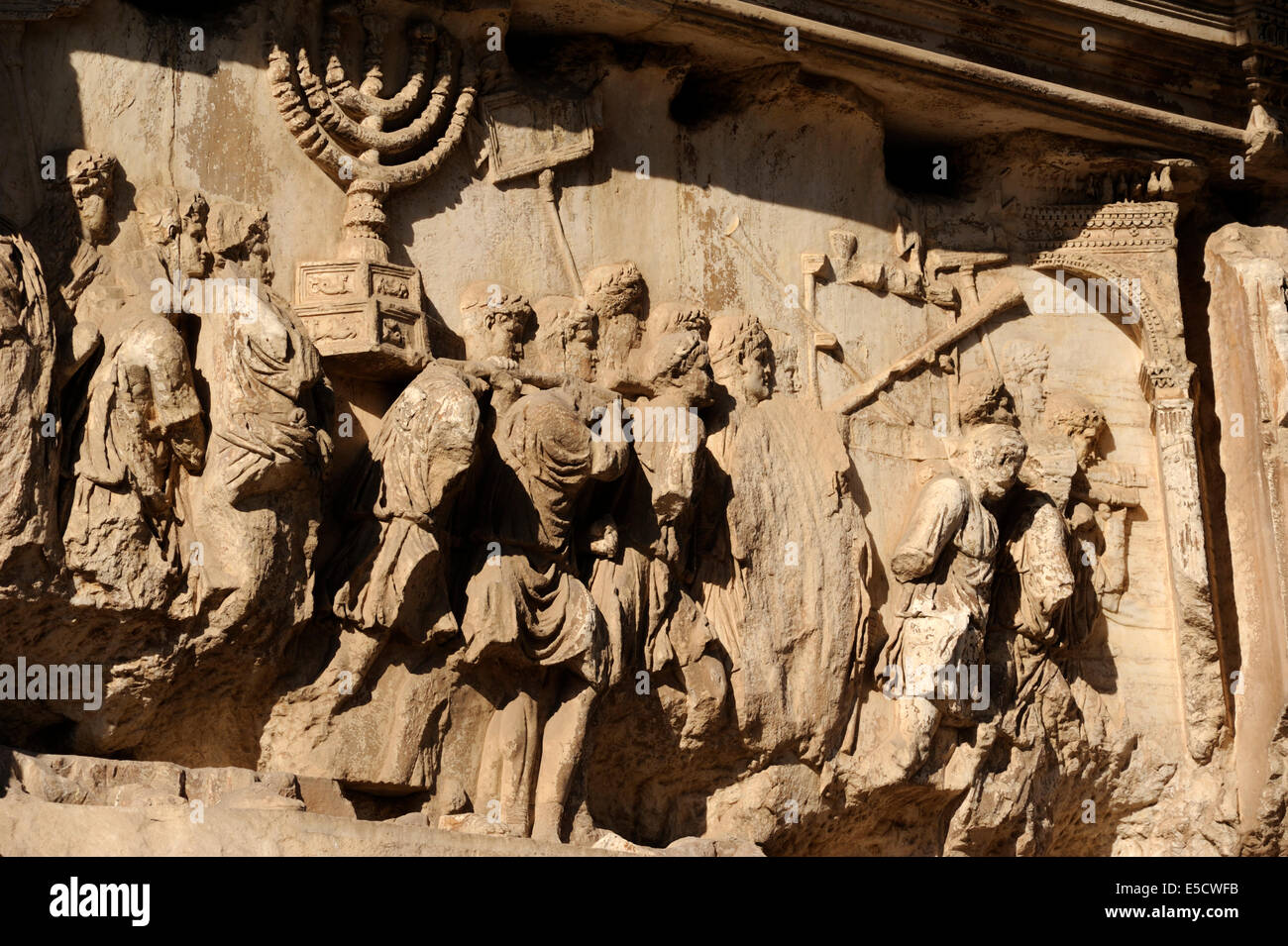 Italien, Rom, Forum Romanum, Titusbogen, Flachrelief Stockfoto