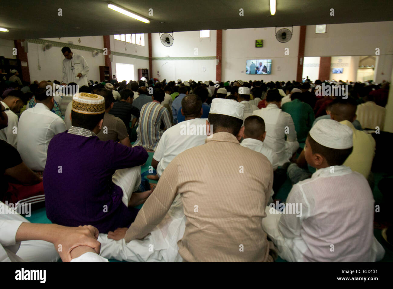 London, UK. 28. Juli 2014. Muslime feiern Eid al Fitr an der East London Moschee die markiert das Ende des Fastenmonats Ramadan Fasten Credit: Amer Ghazzal/Alamy Live-Nachrichten Stockfoto