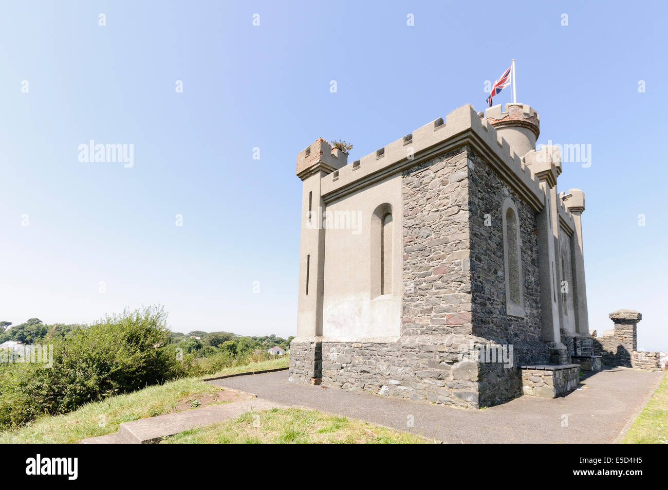 Der Graben (Motte), Donaghadee in 1818 zum Speichern von Sprengstoffen verwendet in den Bau des Hafens gebaut. Stockfoto