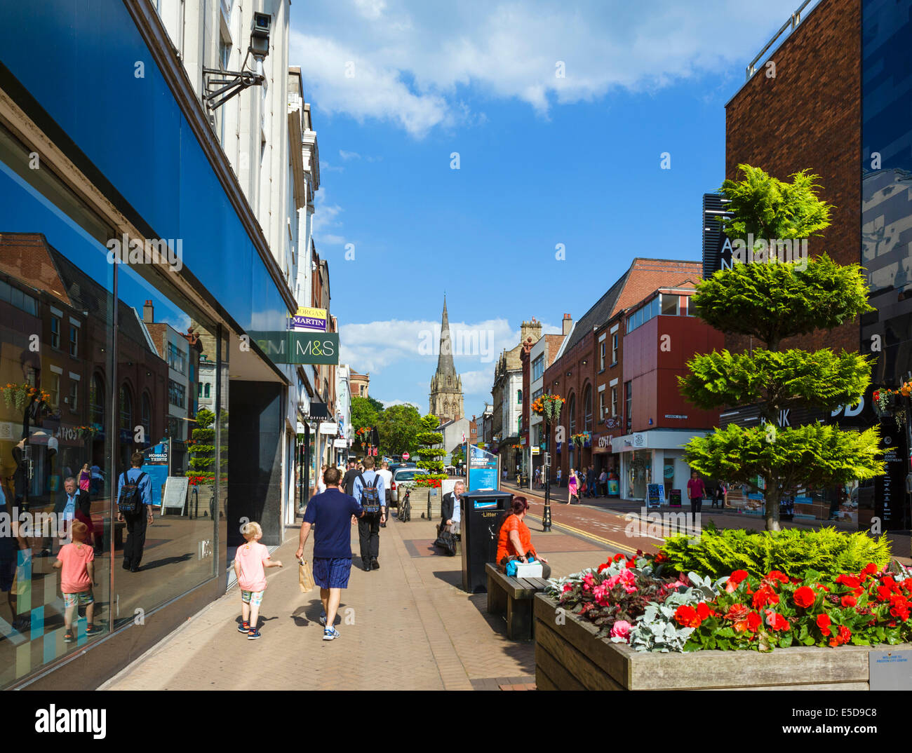 Geschäfte auf Fishergate in der Stadtzentrum, Preston, Lancashire, UK Stockfoto