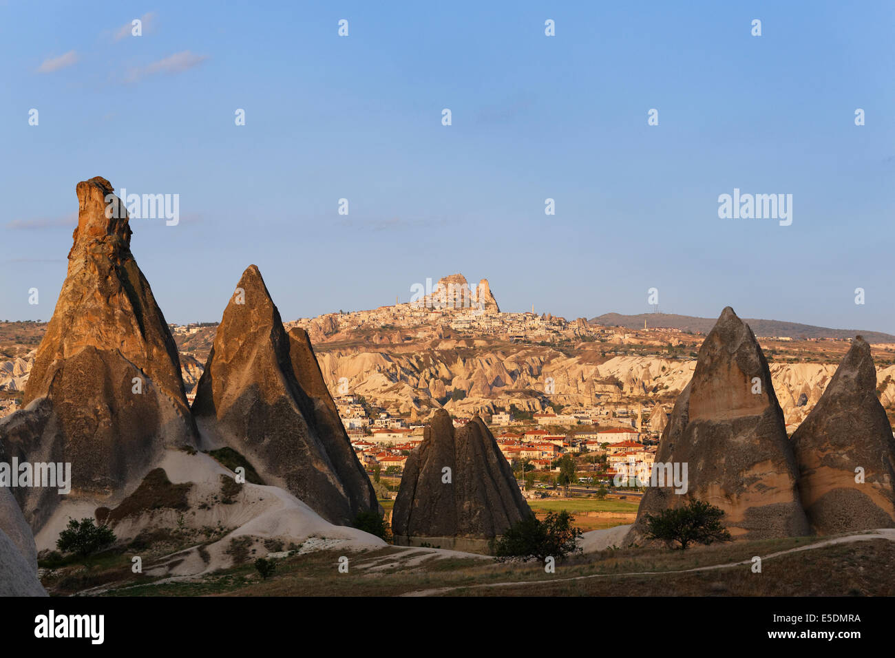 Türkei, Ost-Anatolien, Kappadokien, Feenkamine bei Göreme Nationalpark vor den Dörfern Göreme und Uchisar Stockfoto