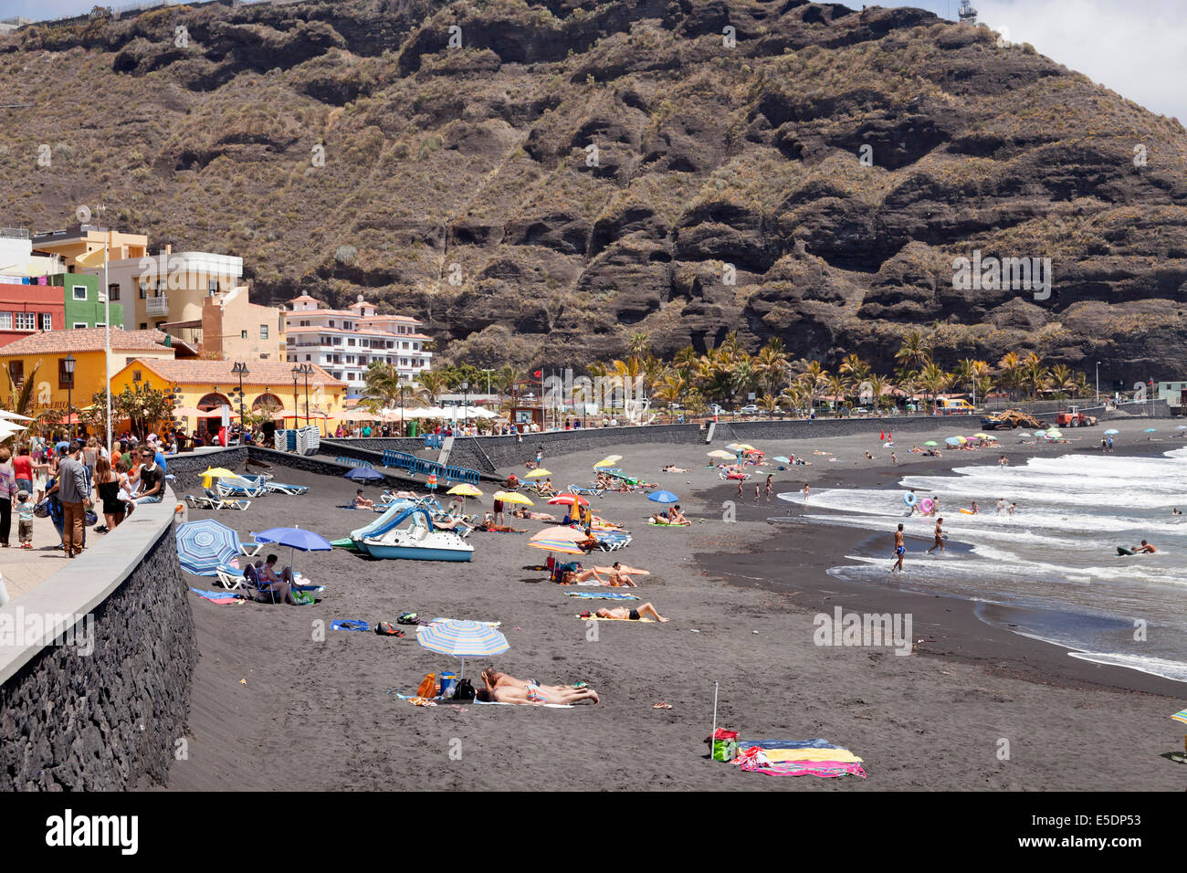 schwarzer Sandstrand Strand von Puerto de Tazacorte, La Palma, Kanarische Inseln, Spanien, Europa Stockfoto