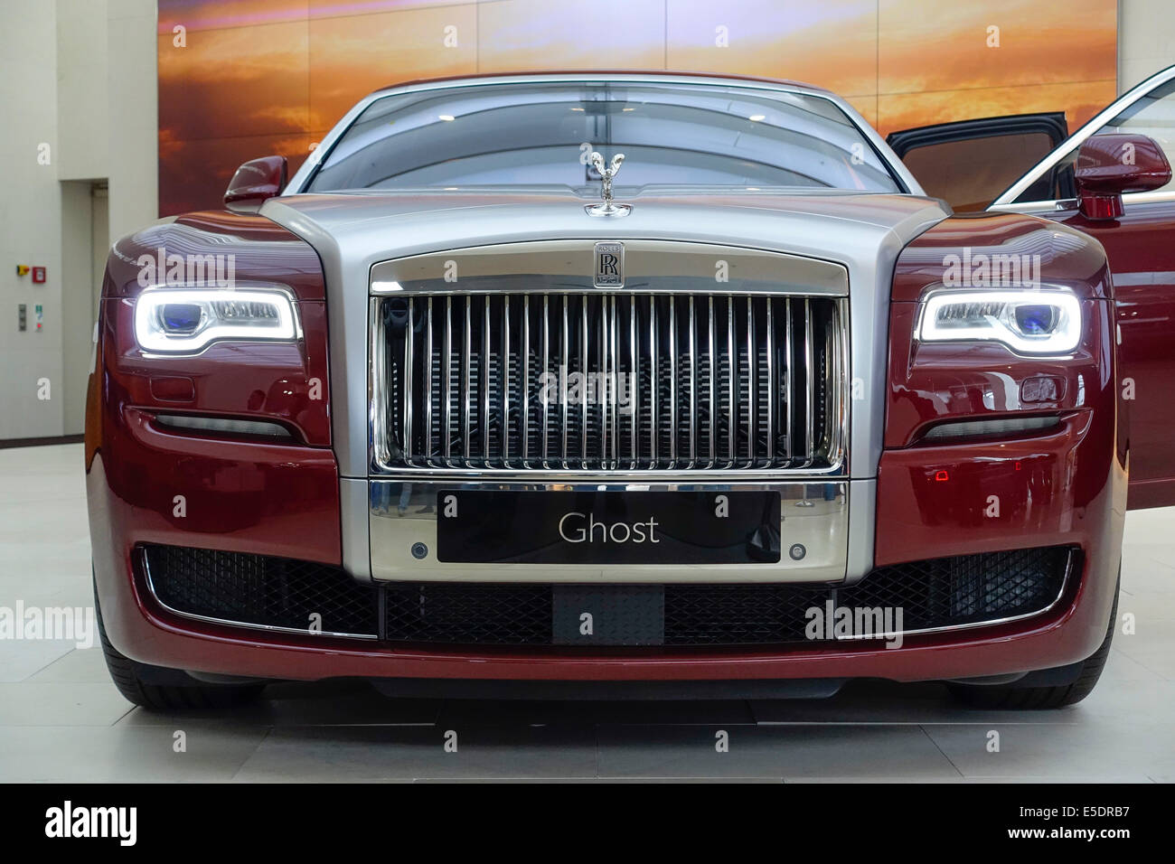 Rolls-Royce Ghost in der BMW Welt in München, Bayern, Deutschland, Europa Stockfoto