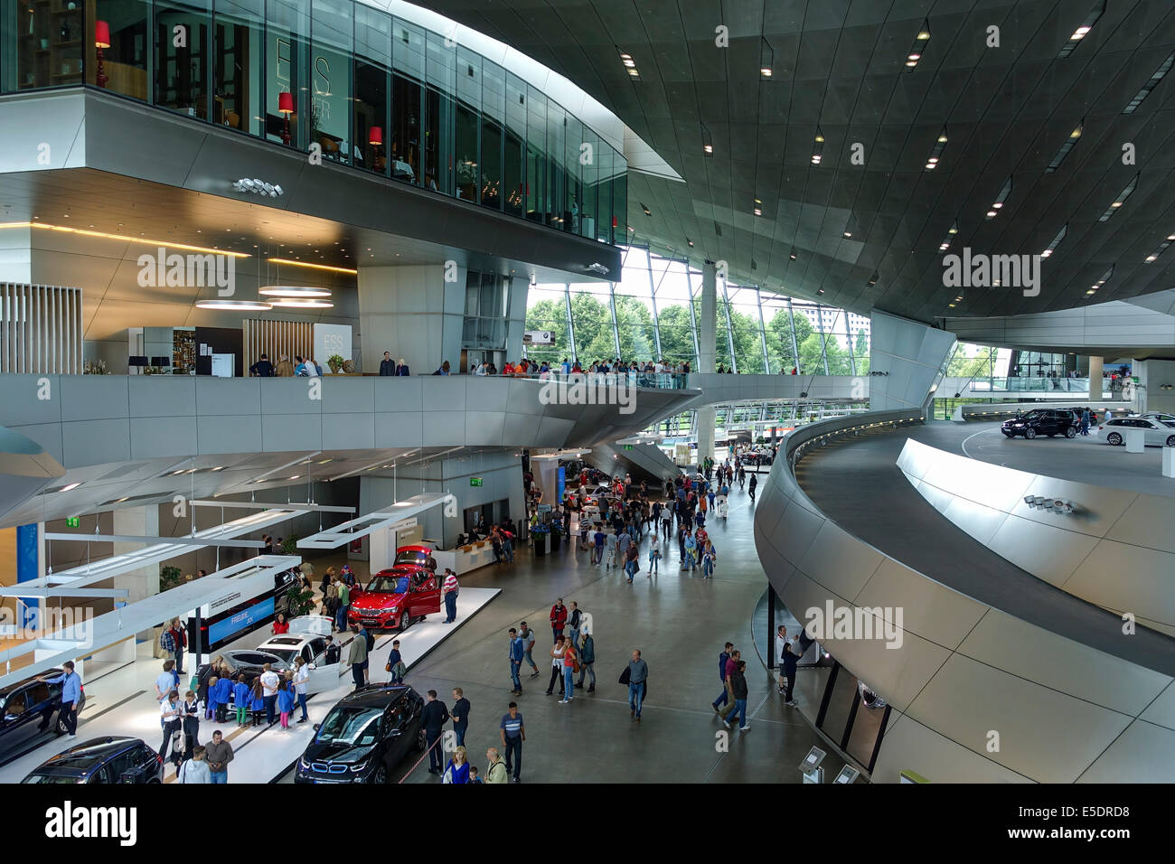 BMW Welt, BMW-Welt Lieferung und Erlebniszentrum, München, Bayern, Deutschland, Europa Stockfoto