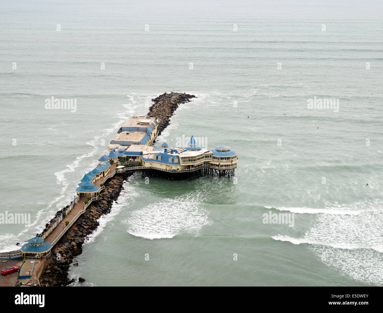 Rosa Nautica Restaurant am Pier in Viertel Miraflores - Lima, Peru Stockfoto