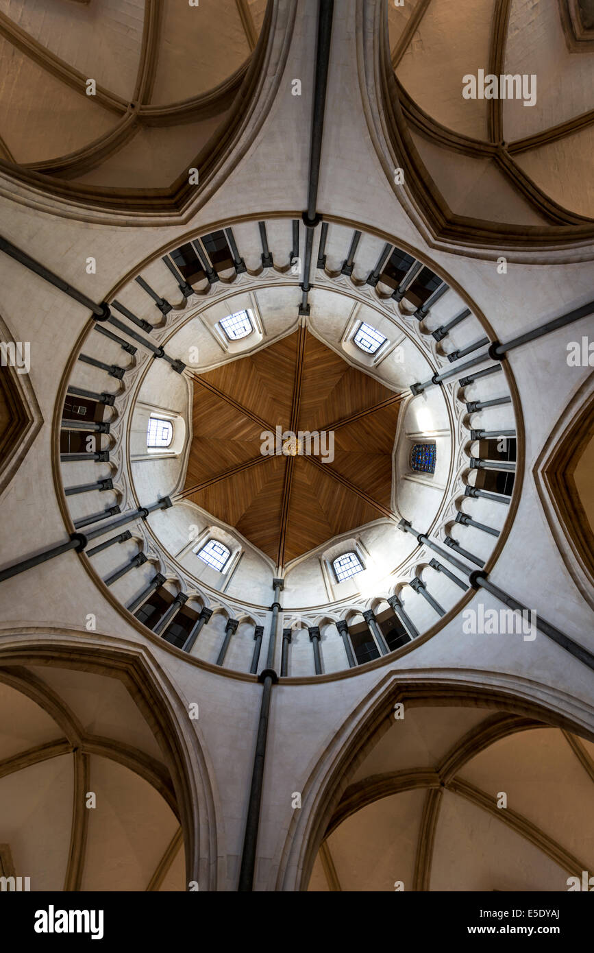 Das seltene kreisförmigen Schiff der Temple Church. Die Kirche ist ein späten 12. Jahrhundert Kirche in London zwischen Fleet Street Stockfoto