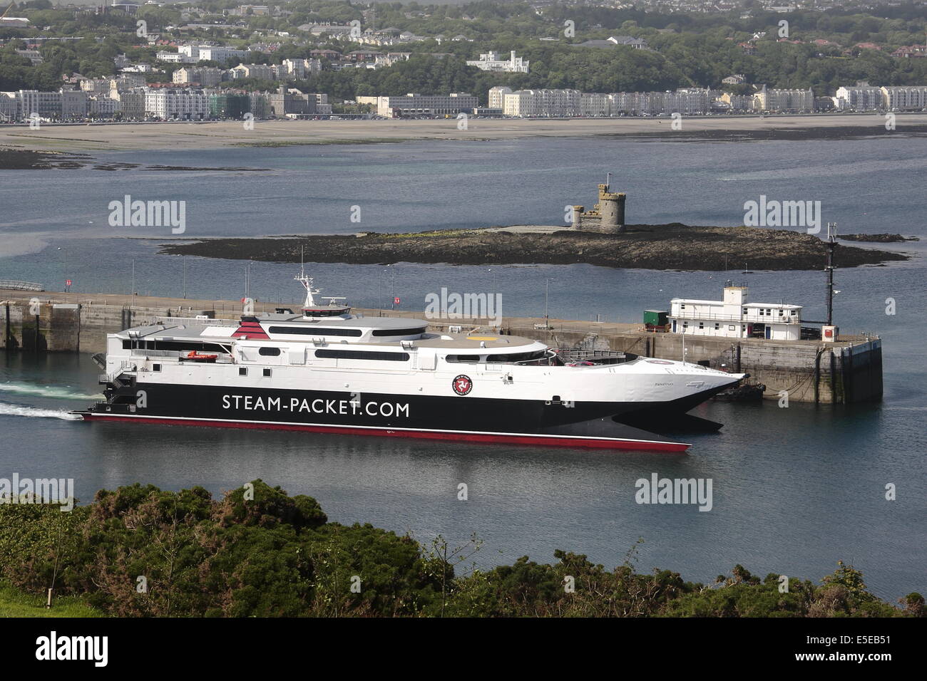 Manannan, der schnellen Katamaran Fähre von incat Tasmanien Pty Ltd. gebaut, so dass Douglas Hafen auf der Insel Man Stockfoto