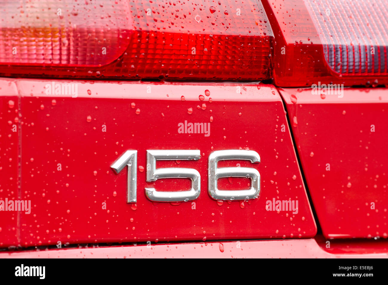 Alfa Romeo 156 Logo Sicke mit Wachsbehandlung Stockfoto