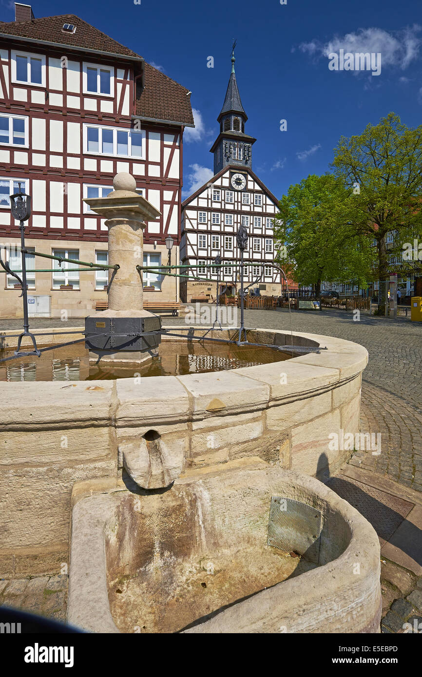 Markt-Platz von Allendorf mit Brunnen und Rathaus, Bad Sooden-Allendorf, Hessen, Deutschland Stockfoto