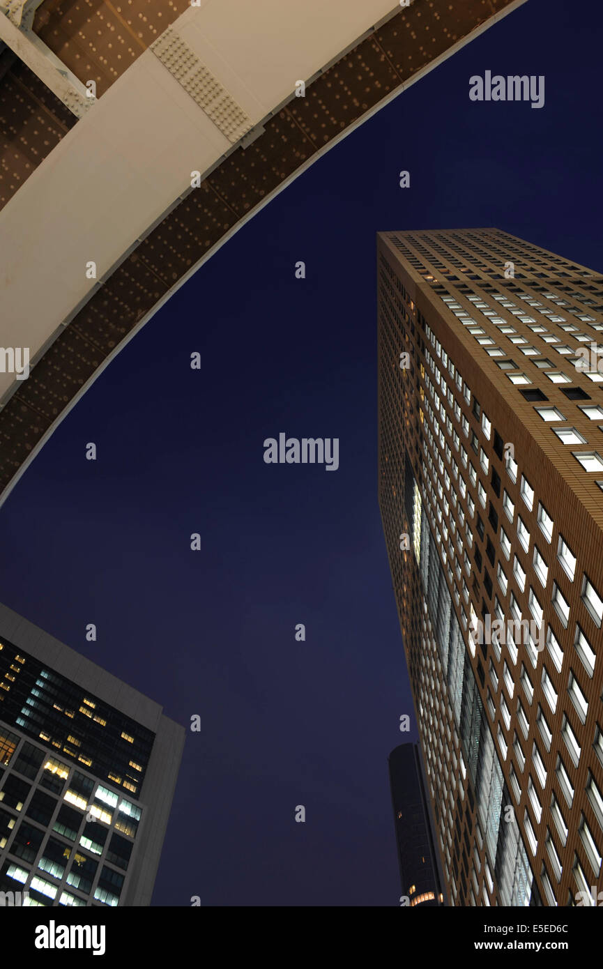 Nachtansicht des Royal Park Hotel Shiodome, Tokyo, Japan Stockfoto