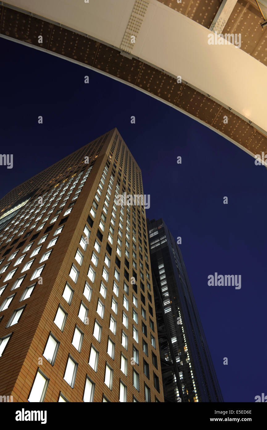 Nachtansicht des Royal Park Hotel Shiodome, Tokyo, Japan Stockfoto