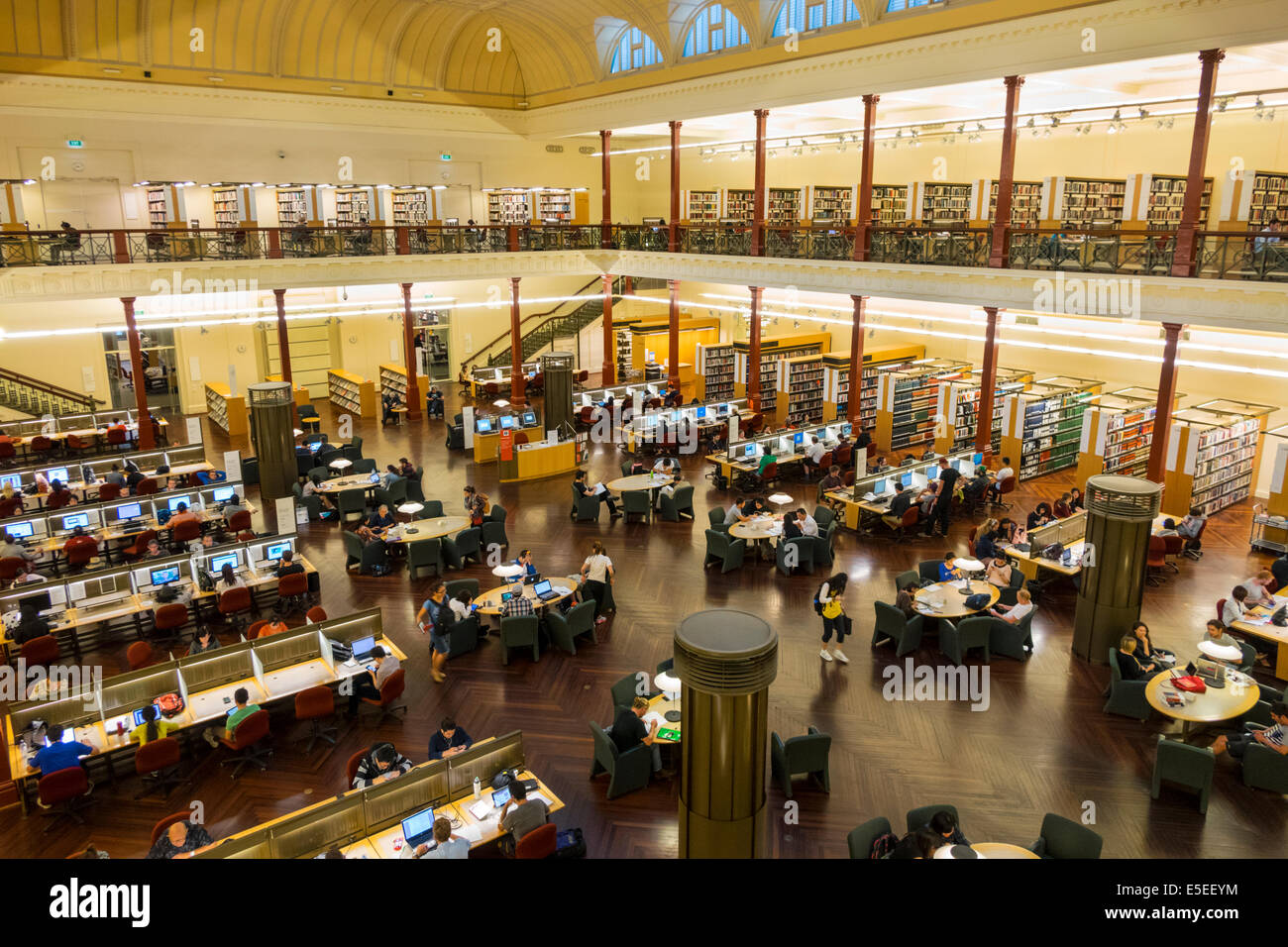 Melbourne Australien, Swanston Street, State Library of Victoria, innen, Redmond Barry Reading Room, Studieren, Arbeitsplätze, Bücher, AU140321079 Stockfoto