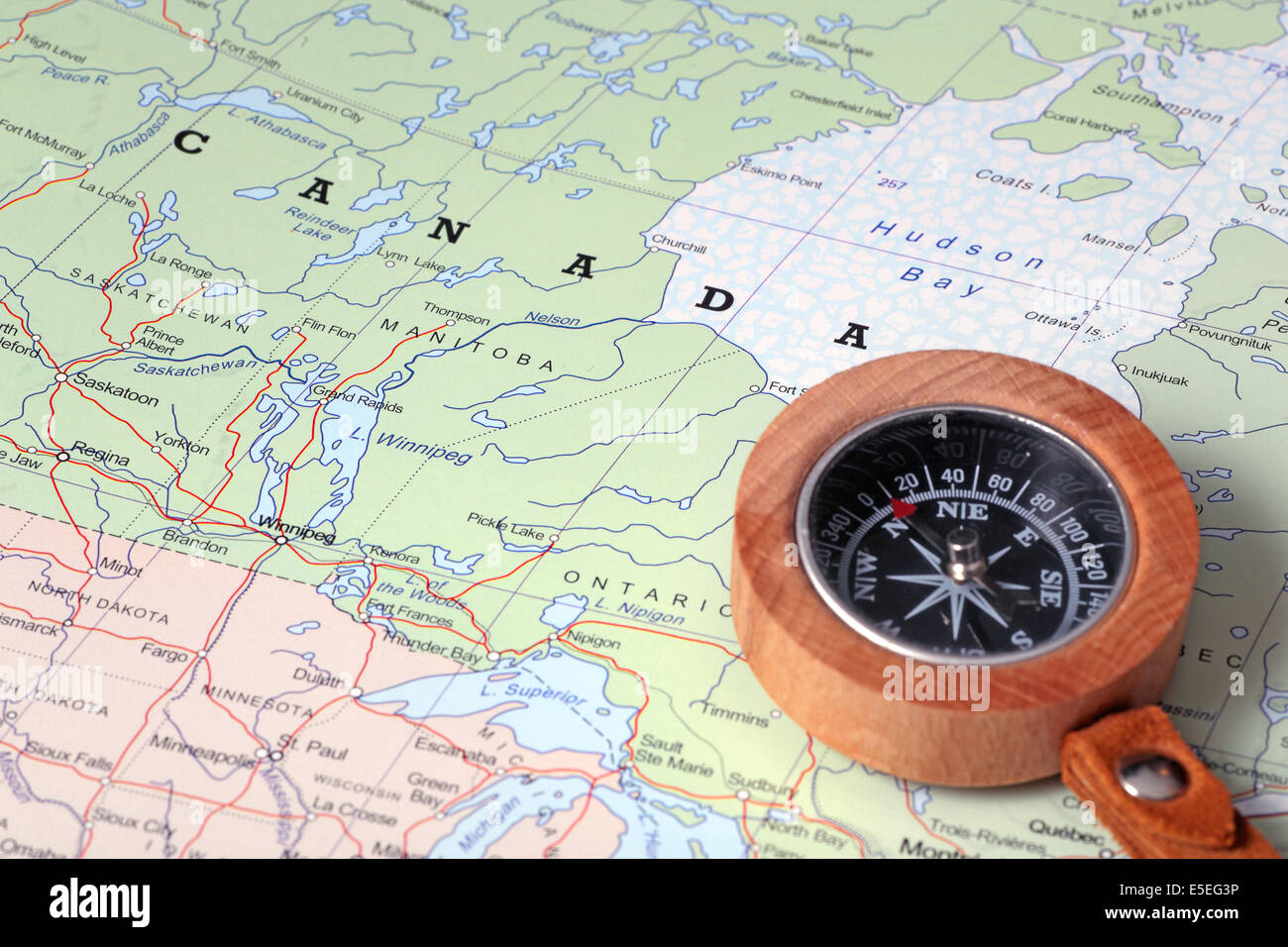 Kompass auf einer Karte zeigt auf Kanada und planen eine Reise Wert Stockfoto