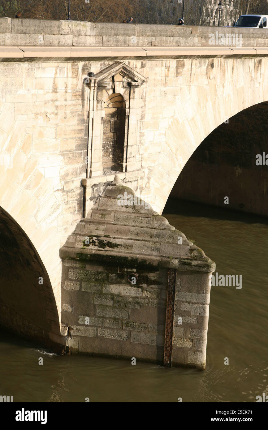 Frankreich, paris, 1e, pont marie, Seine, Detail d'une Pile, Nische, Stockfoto