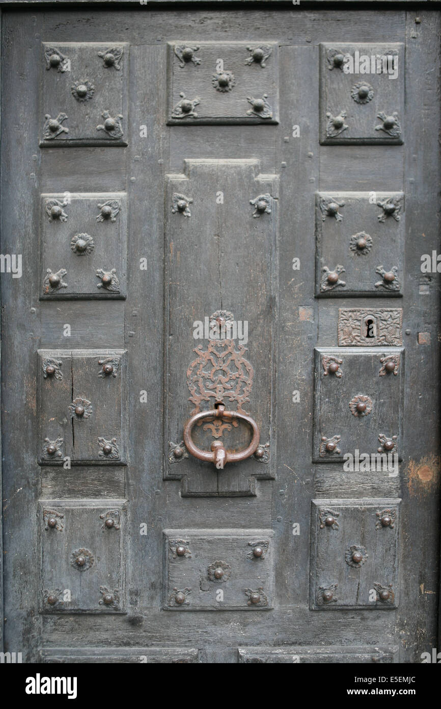Frankreich, paris 4e, ile de la Cite, Detail porte rue chanoinesse, paris Mittelaltertum, bois et Clous, Stockfoto