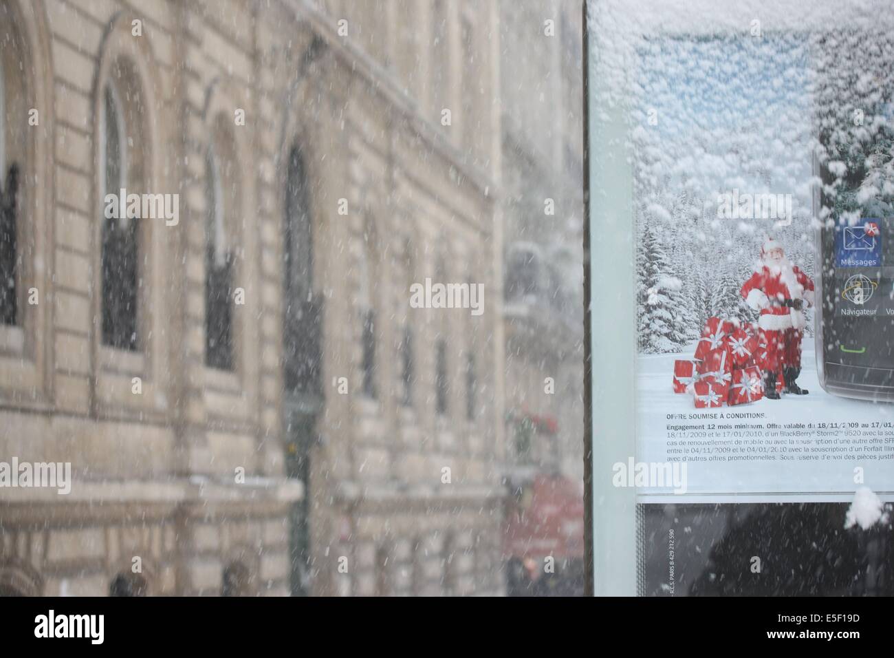 Paris Sous la neige Stockfoto