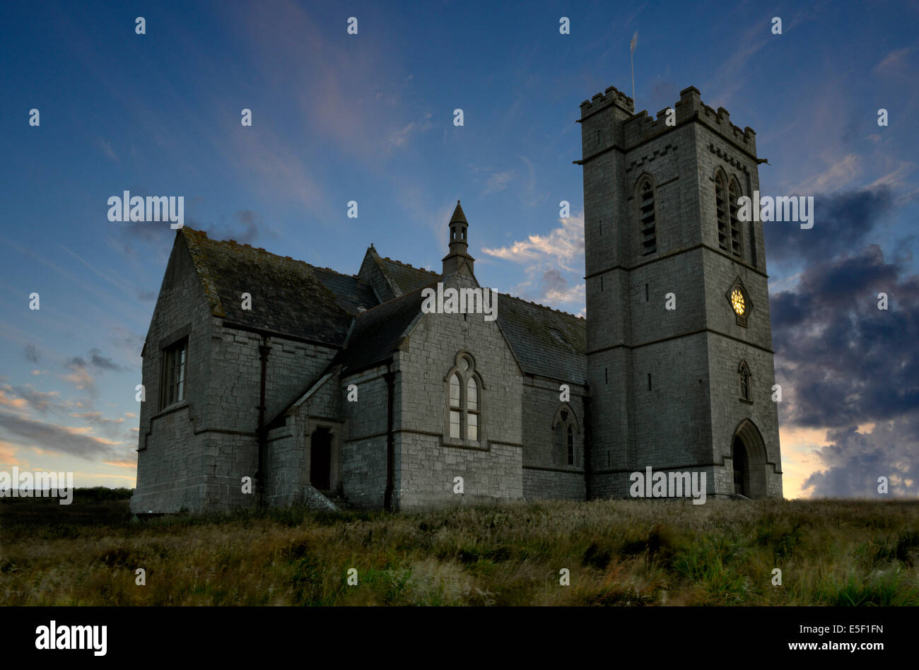 St. Helena Kirche bei Sonnenuntergang, Lundy Island, Devon Stockfoto
