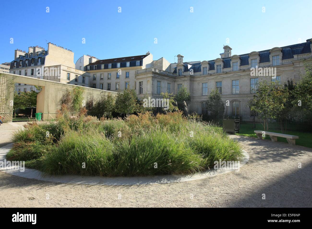 Frankreich, ile de france, paris, le marais, 3e-Viertel, jardin anne Frank, derriere l'Hotel de Saint aignan dit aussi Hotel d'avaux, musee du judaisme, Datum: 2011-2012 Stockfoto