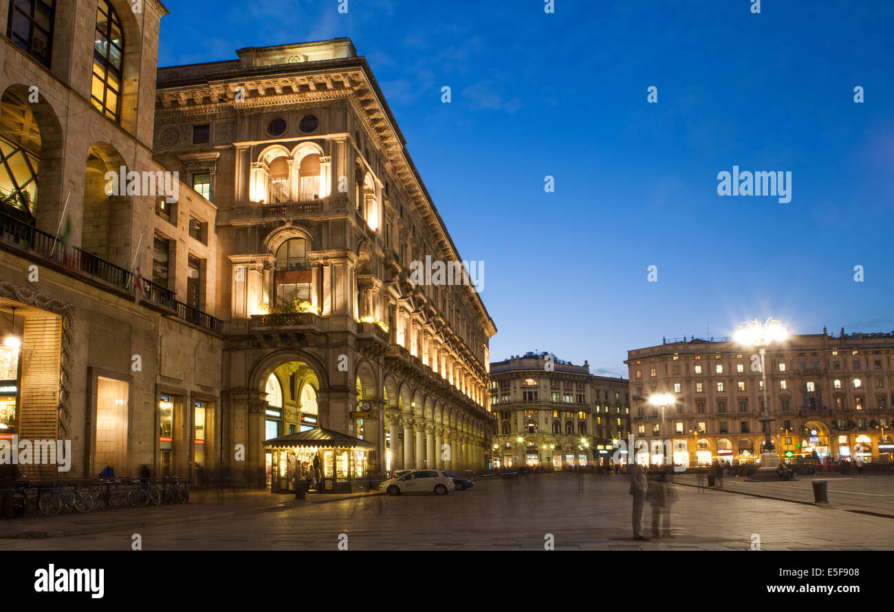 Outstanding Sqaure abends in Mailand, Italien Stockfoto