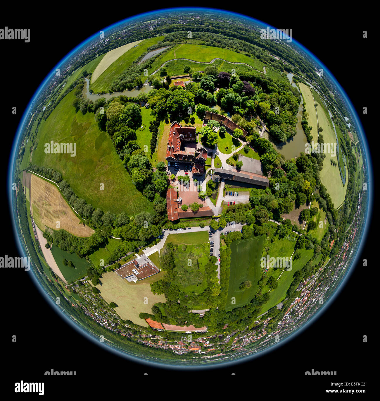Luftaufnahme, fisheye, Schloss Heessen Schloss-Internat, sogar Burg, Hamm, Ruhrgebiet, Nordrhein-Westfalen Stockfoto