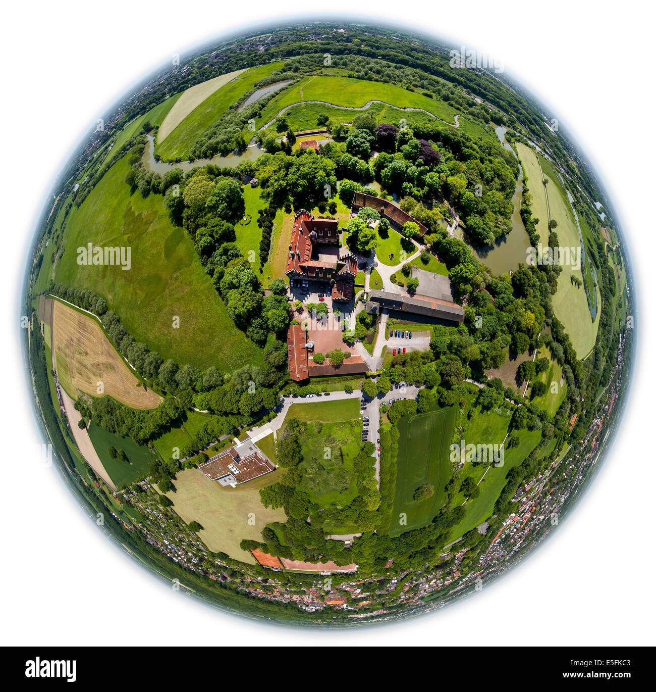Luftaufnahme, fisheye, Schloss Heessen Schloss-Internat, sogar Burg, Hamm, Ruhrgebiet, Nordrhein-Westfalen Stockfoto