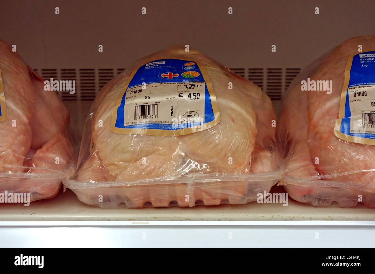 Briten produziert Huhn in London Supermarkt angezeigt Stockfoto