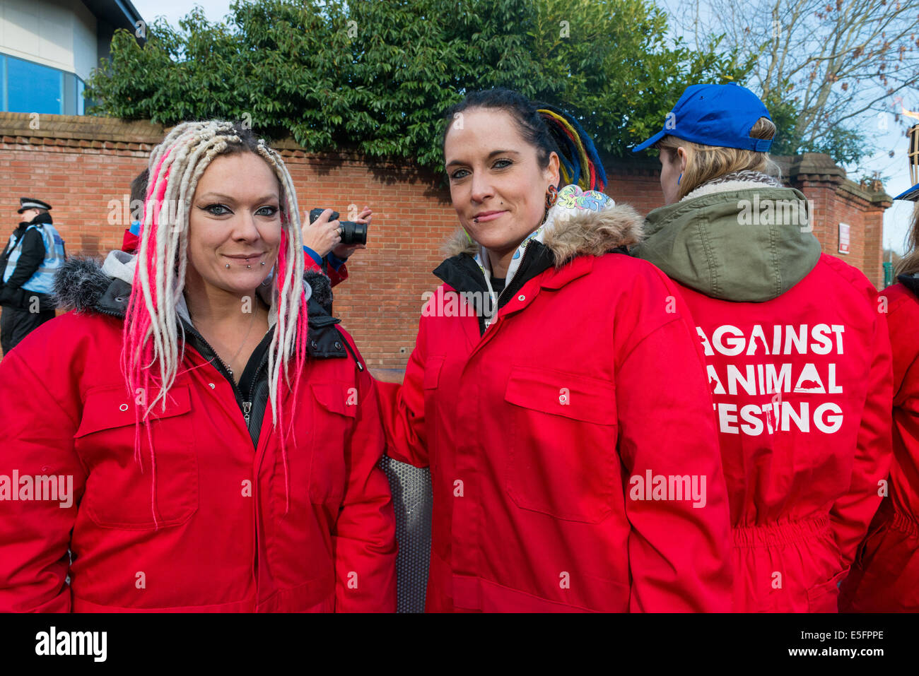 Protest gegen Tierversuche außerhalb NIBSC in Hertfordshire Stockfoto