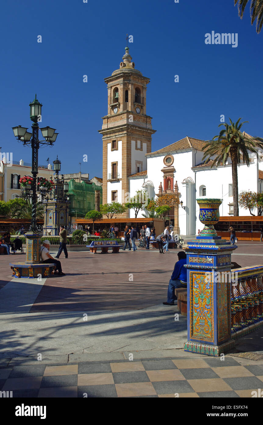 Plaza Alta und Church of La Palma, Algeciras, Provinz-Cádiz, Region Andalusien, Spanien, Europa Stockfoto
