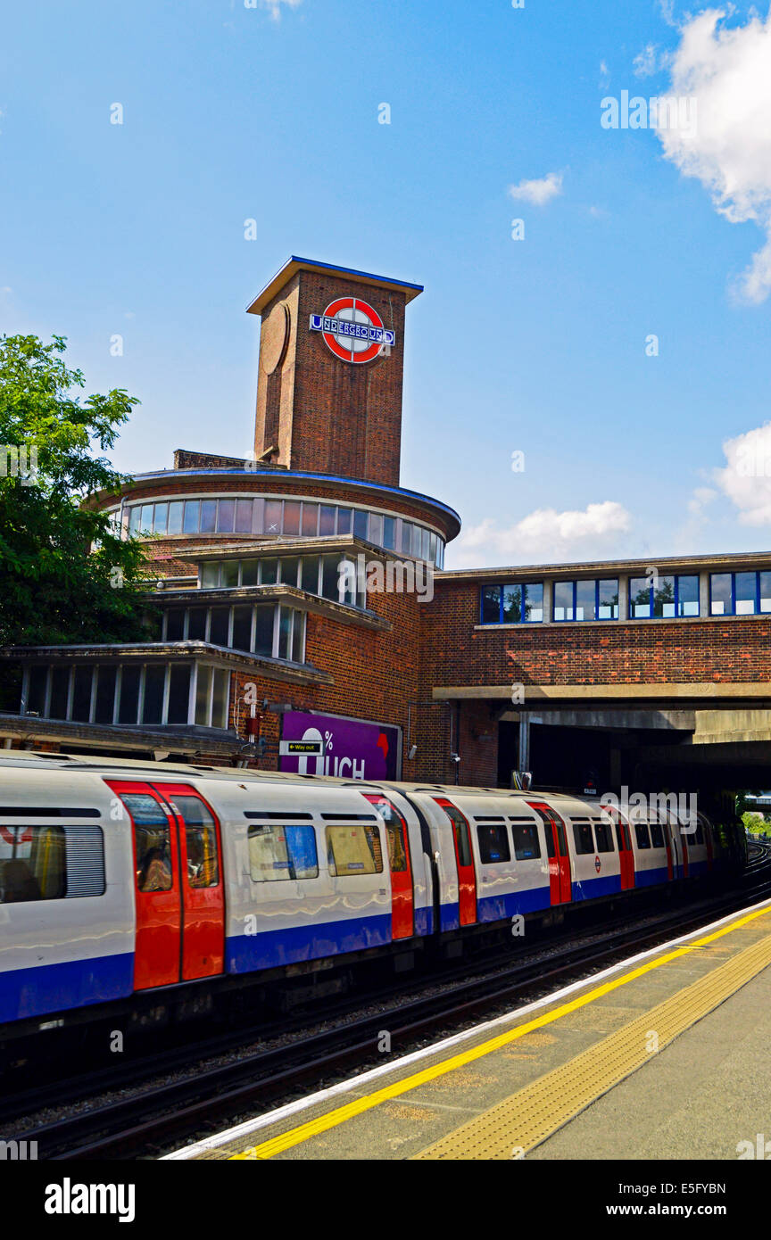 Park Royal u-Bahnstation, London Borough of Ealing, London, England, United Kingdom Stockfoto