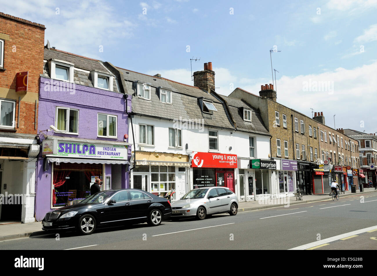 Geschäfte in der King Street, Ravenscourt Park, London Borough of Hammersmith und Fulham, England Großbritannien UK Stockfoto