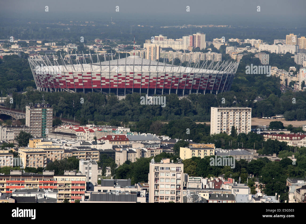 Ansicht des Warschauer Nationalstadion vom Palast der Kultur und Wissenschaft Stockfoto