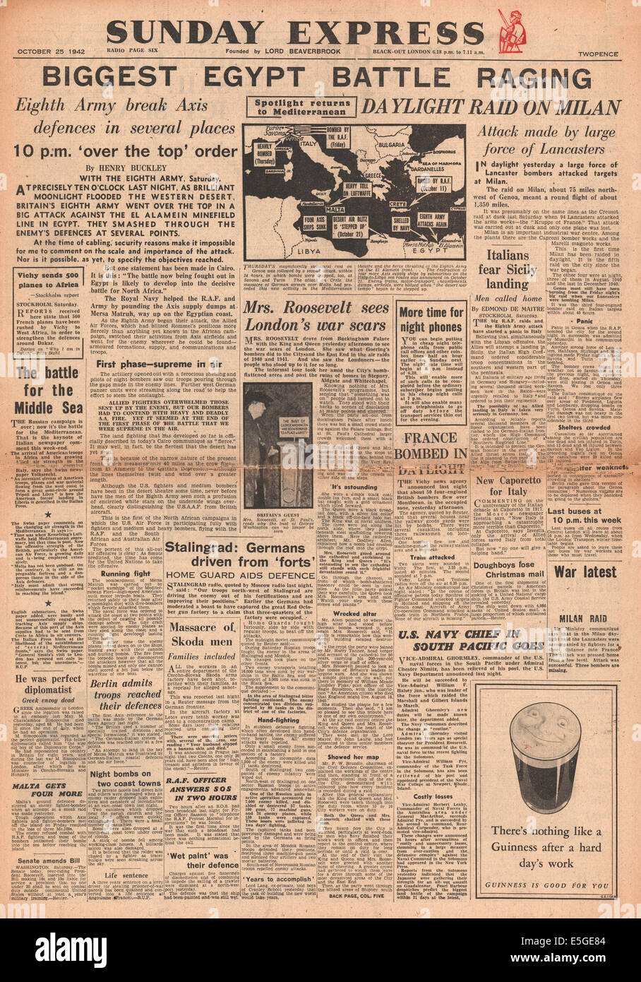 1942 Sunday Express Titelseite Berichterstattung der britischen 8. Armee Kampf zwingt Achse in Ägypten Stockfoto