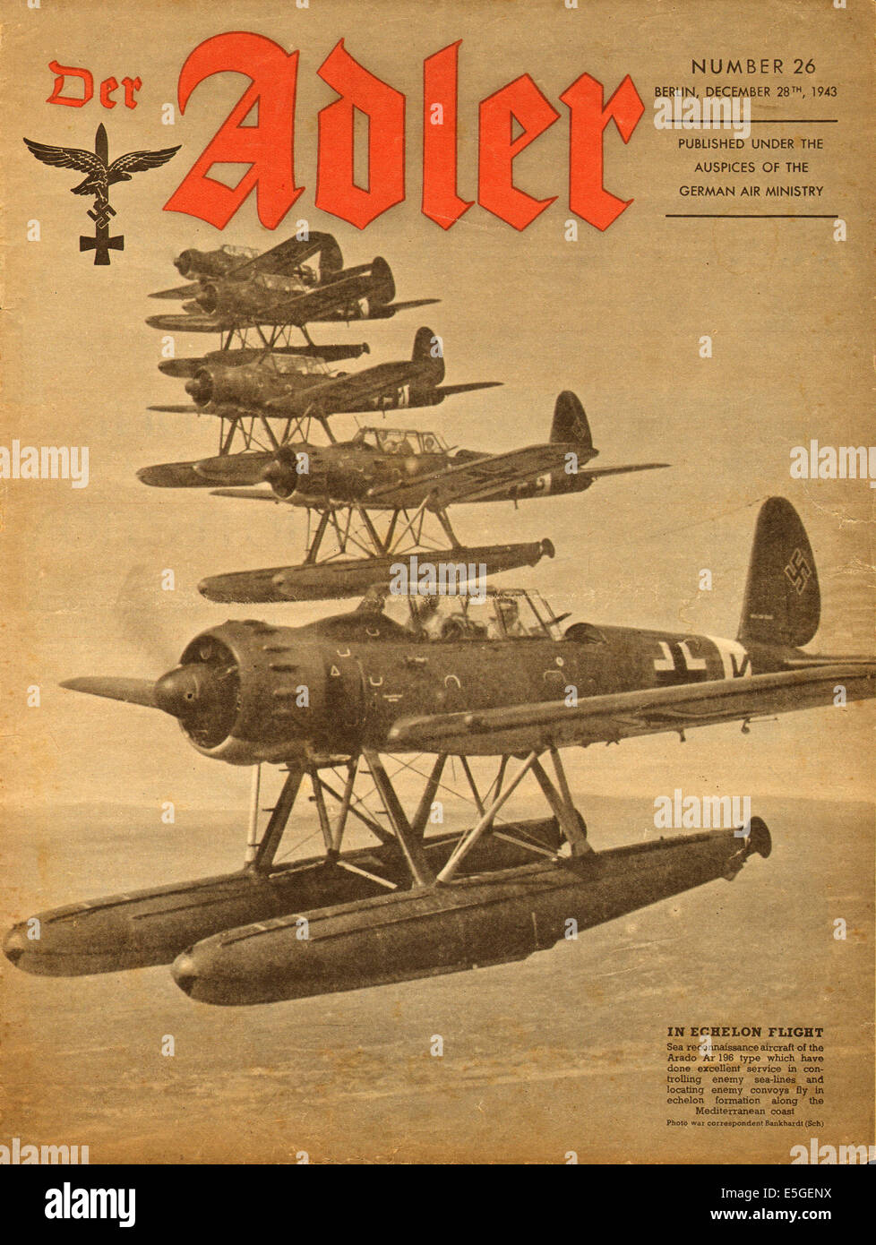 Der Adler (deutsche militärische Zeitschrift) Titelseite zeigt Arado 196 Flugzeuge im Flug Stockfoto