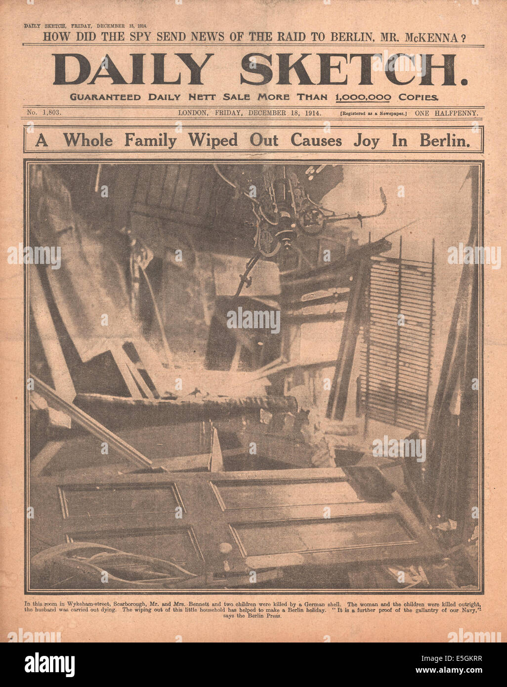1914 daily Sketch Titelseite Berichterstattung der Bombarbment von Scarborough, Hartlepool & Whitby durch Kreuzer der Kriegsmarine Stockfoto