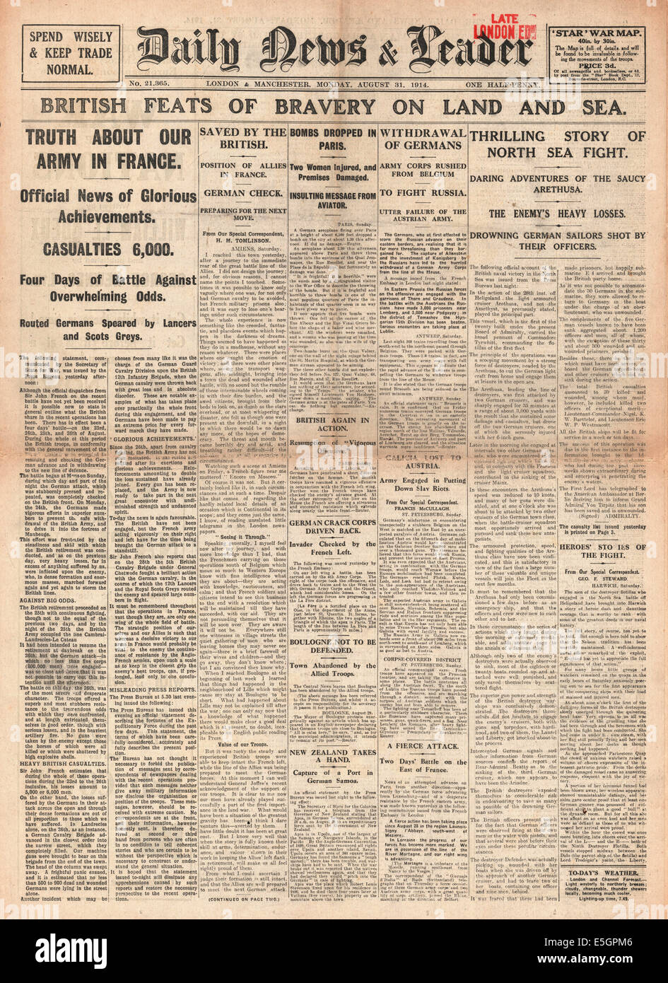 1914 daily News & Leader Titelseite Berichterstattung die Tapferkeit der britischen Kräfte auf Land und Meer Stockfoto