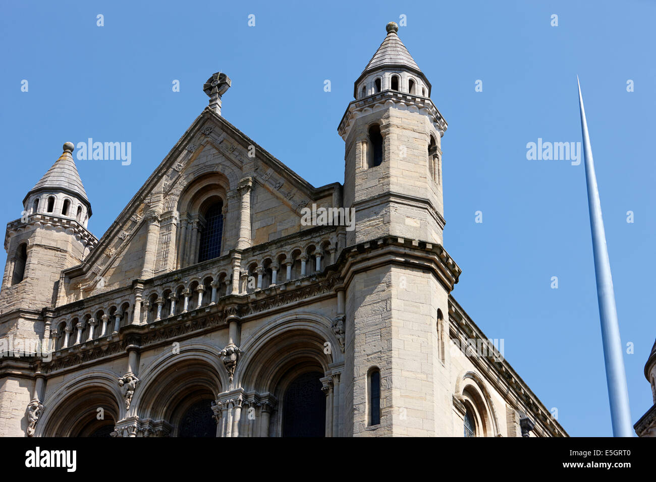 St Annes Belfast Cathedral und Spire Belfast Stadtzentrum Stockfoto