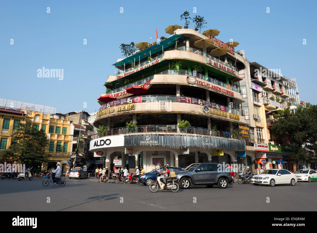 Hochland Kaffee Shop, Hanoi, sozialistische Republik von Vietnam. Stockfoto