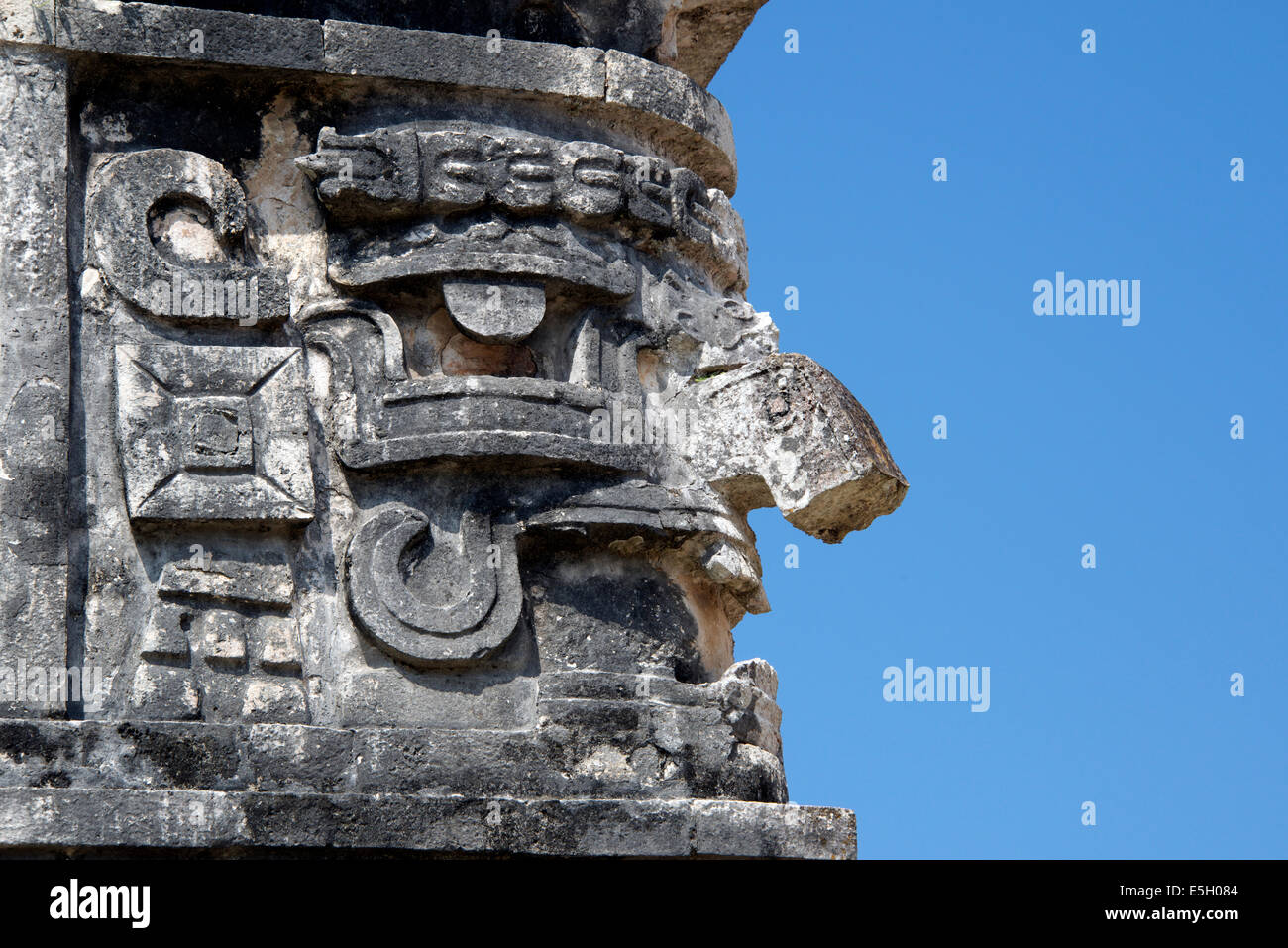 Detail der Steinbildhauen das Nonnenkloster Chichen Itza Yucatan Mexiko Stockfoto