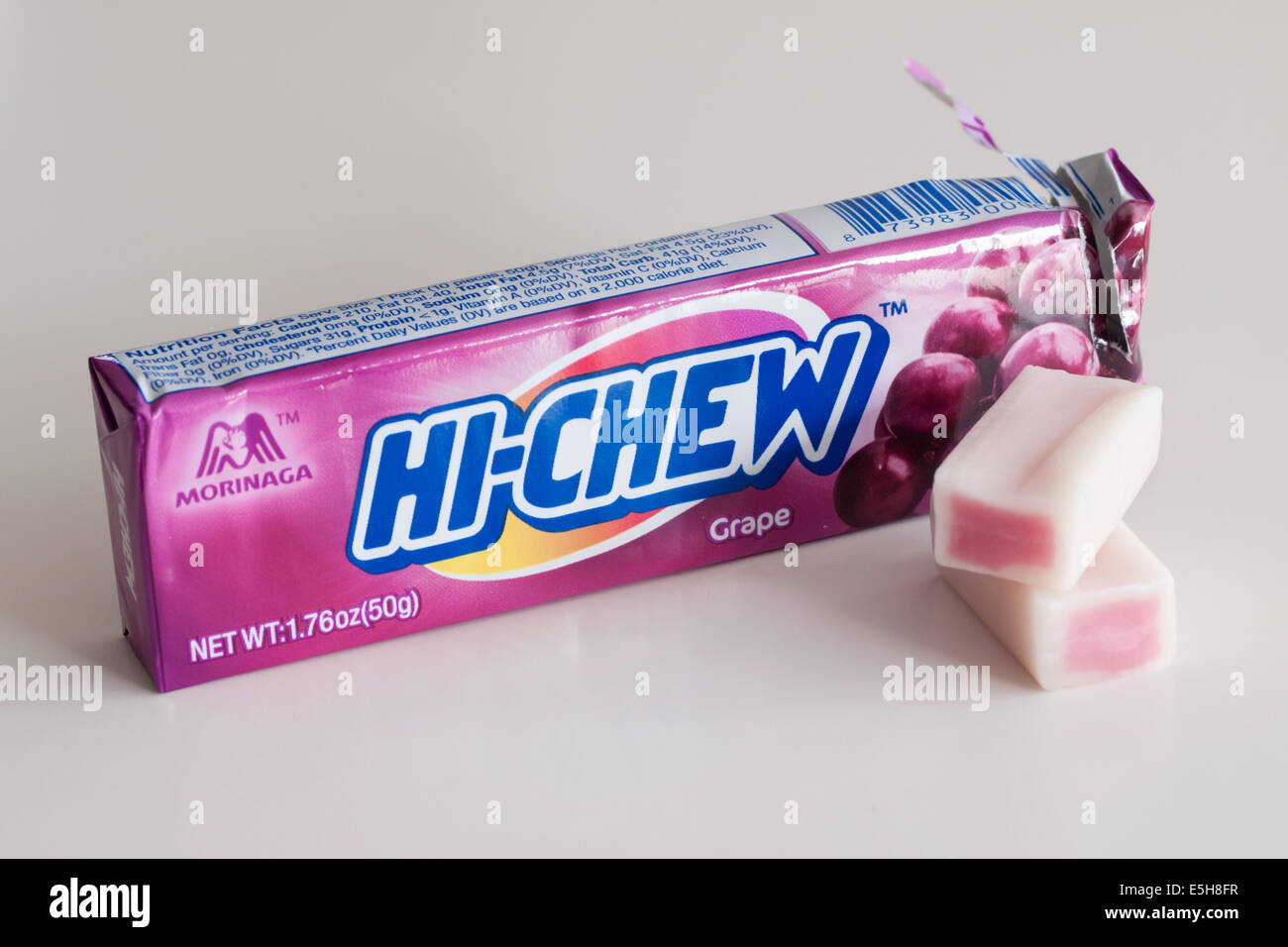 Eine Traube-Stick Hi-kauen zähe japanische Süßigkeiten, von Morinaga & Firma hergestellt. Stockfoto