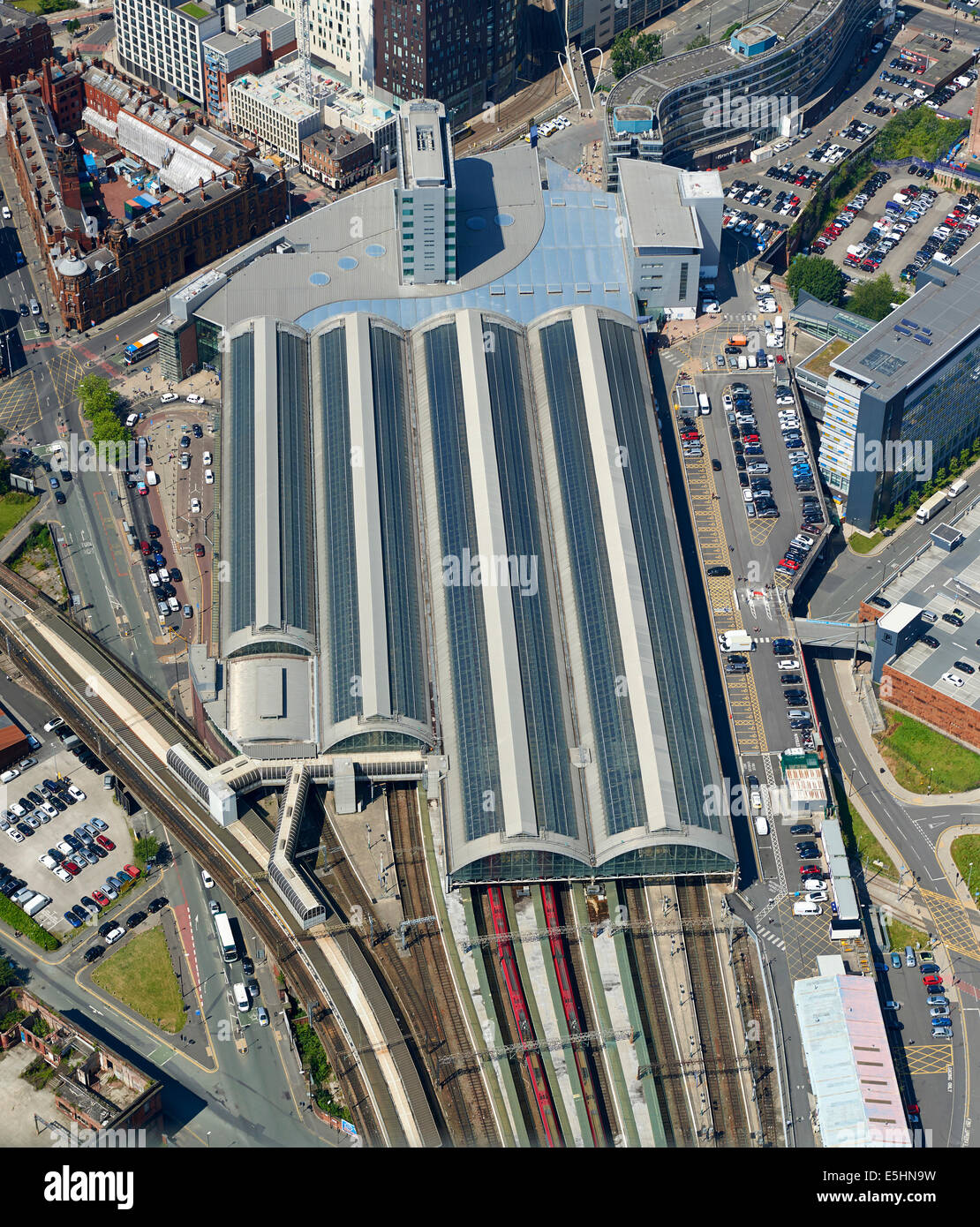 Piccadilly Station aus der Luft, Manchester City Centre, Nord-West-England, UK Stockfoto
