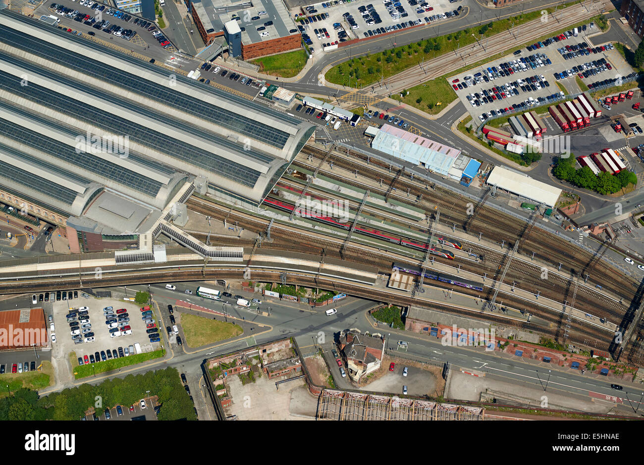 Piccadilly Station aus der Luft, Manchester City Centre, Nord-West-England, UK Stockfoto