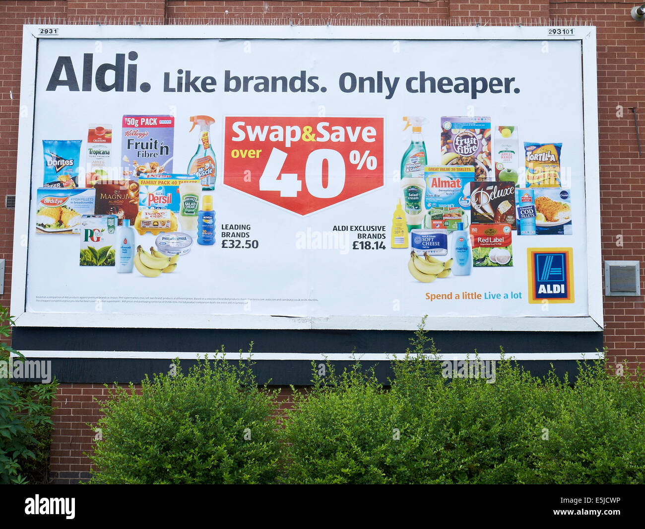 Aldi Billboard auf Außenwand UK Stockfoto