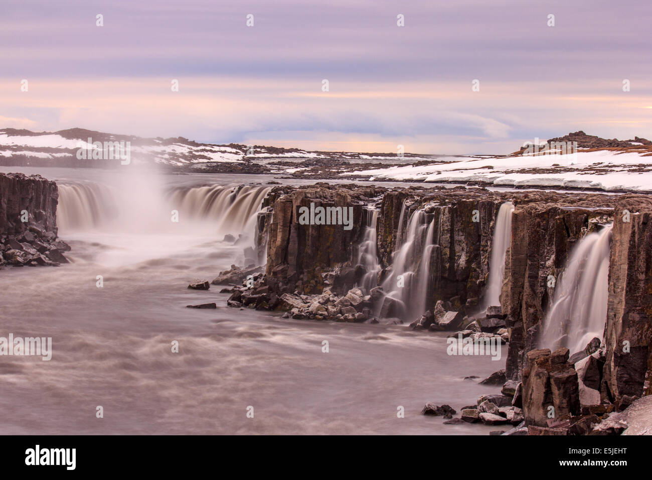 Selfoss Wasserfall im winter Stockfoto