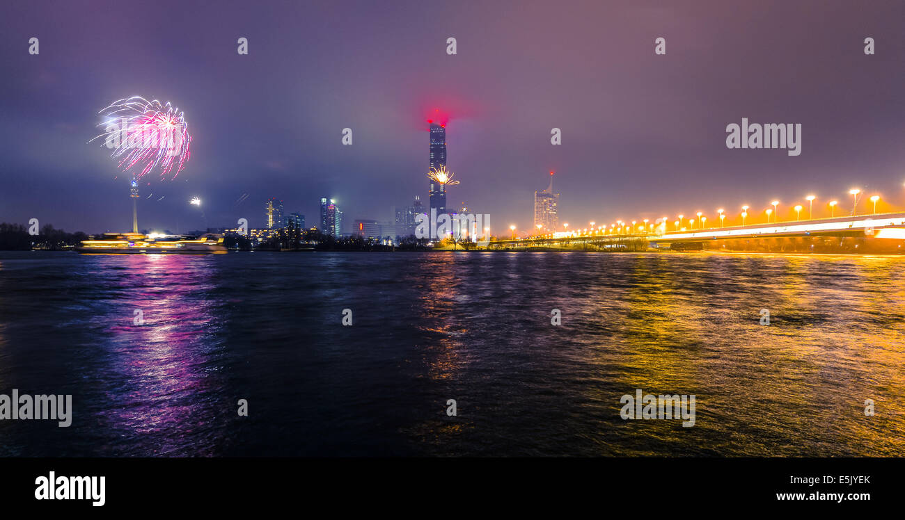 Wien, Österreich, Silvester, Silvester, Feuerwerk, Donau, Donau-City